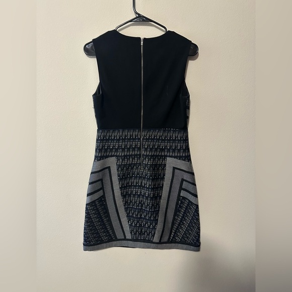 Diane Von Furstenberg Amanda Dress Jacquard Printed Size 4 d827401l14x - Picture 3 of 9